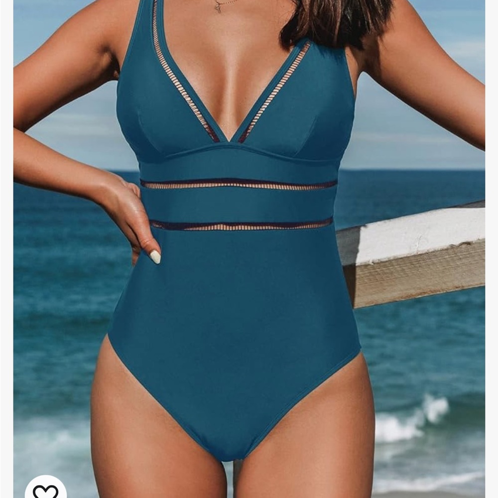 NWT CUPSHE Women's One Piece Swimsuit V Neck Blue Size Medium